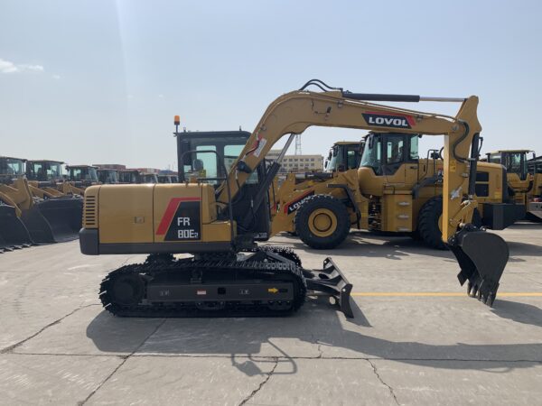 Экскаватор FR80E2