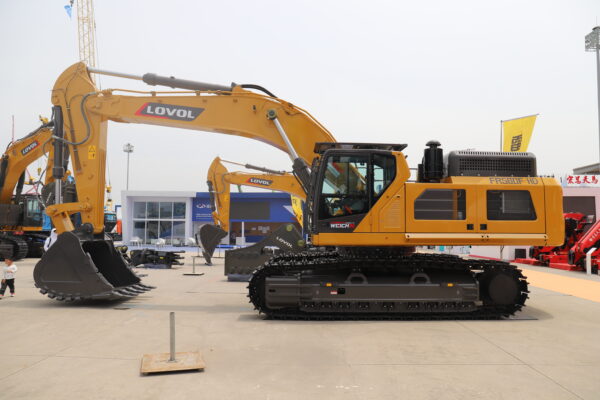 Экскаватор FR560F